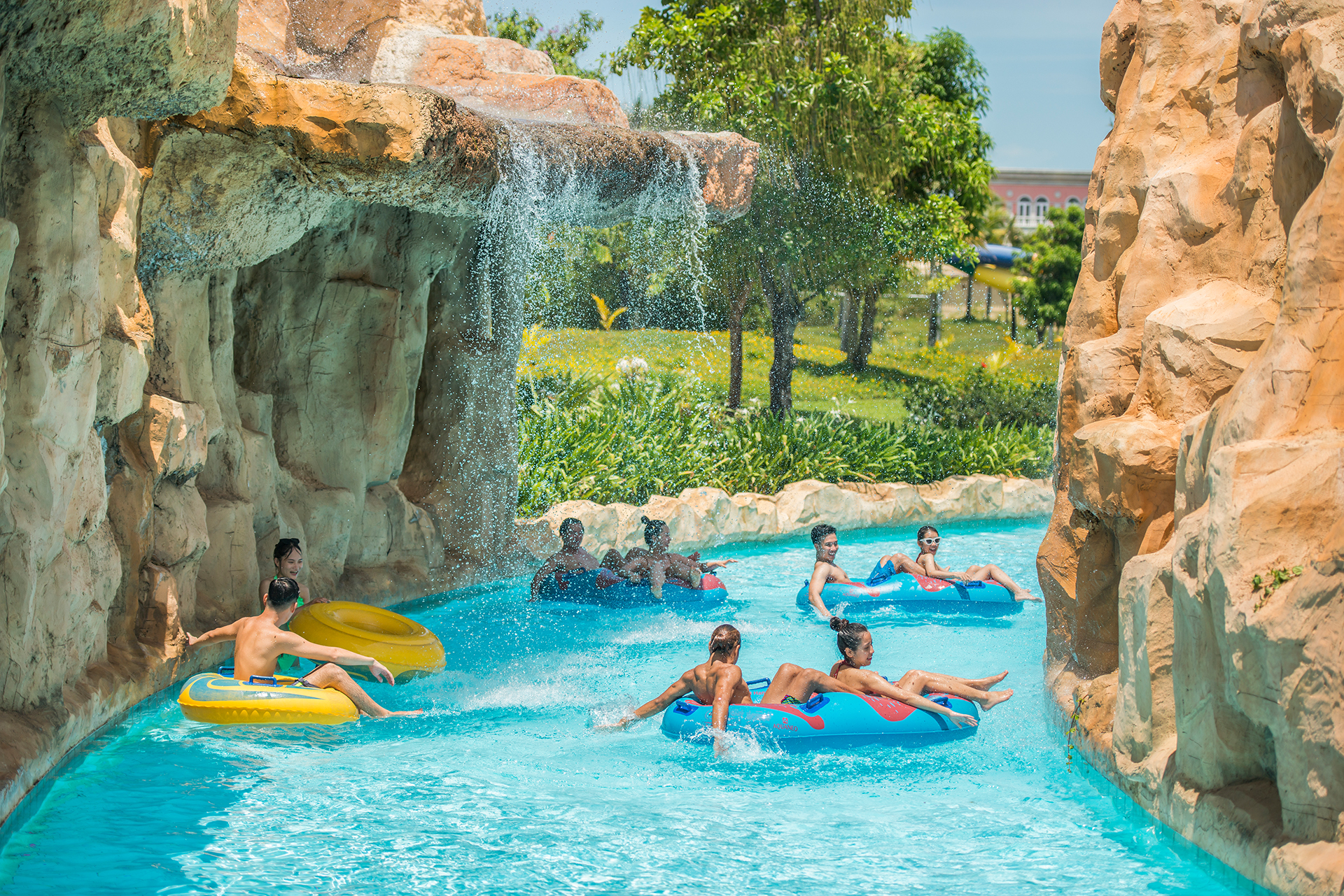 다낭 빈원더스 남호이안 투어 마사지 워터파크 왕복 픽업샌딩 단독/조인