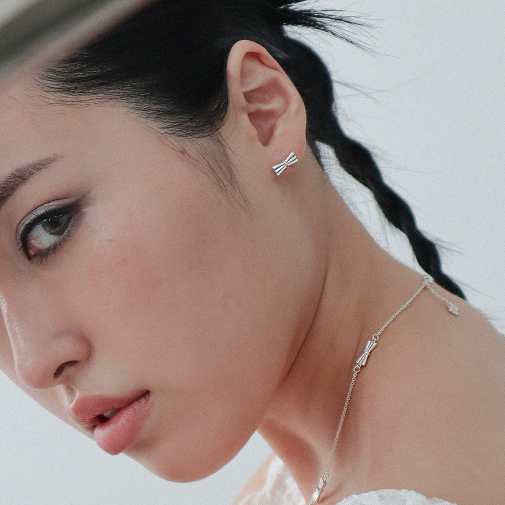 보우 이어링 실버925 Bow Earring - 상세 이미지 3