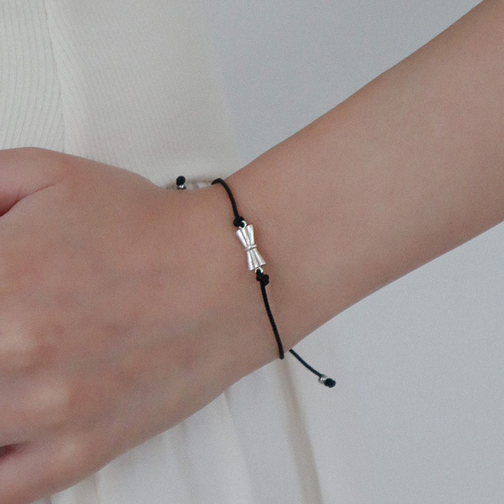 보우 스트링 끈팔찌 Bow String Bracelet - 상품 이미지