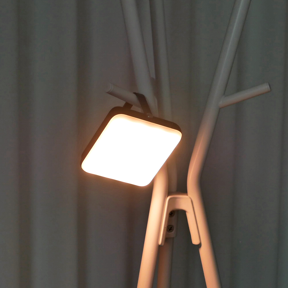 넥스트유 리버슨 캠핑랜턴 캠핑조명 LED 충전식 10,000mAh 보조배터리 126LAMP