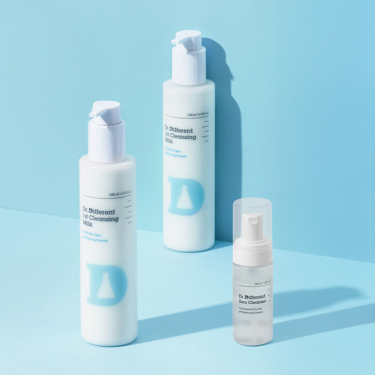 닥터디퍼런트 약산성 퍼스트 클렌징 밀크 200ml(+제로 클렌저 중건성 미니어처 50ml) - 상품 이미지