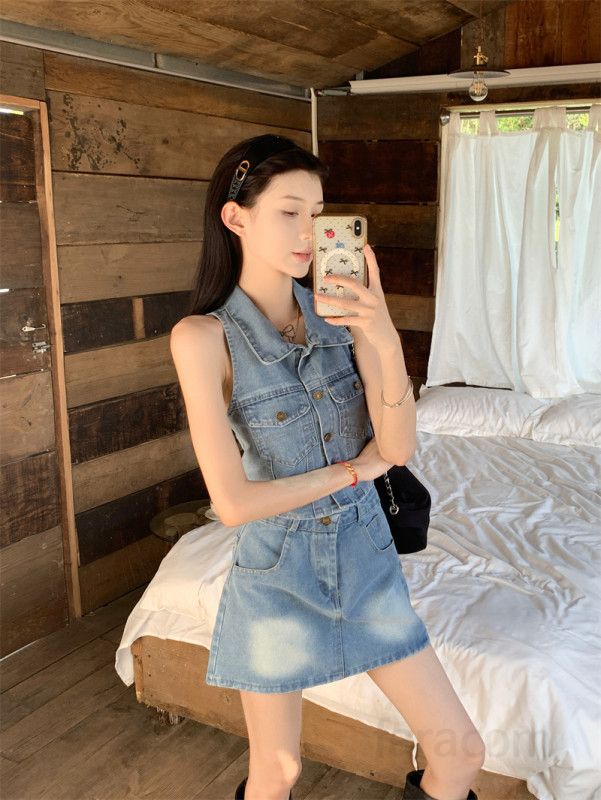 여성 데님 투피스 세트 민소매 카라 크롭 조끼 미니 스커트 워싱 빈티지 여름 레트로 캐주얼 데일리룩 11223 - 상세 이미지 5