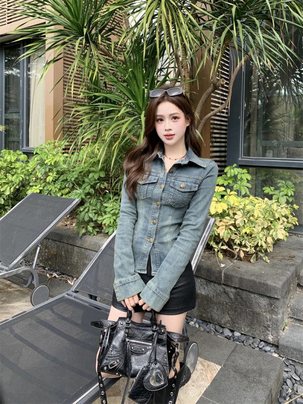 가을 슬림핏 코르셋 디자인 워싱 데님자켓 빈티지 레트로 절개 라인 포켓 숏 청자켓 여성 스판 긴팔 간절기 아우터 11441 - 상세 이미지 3