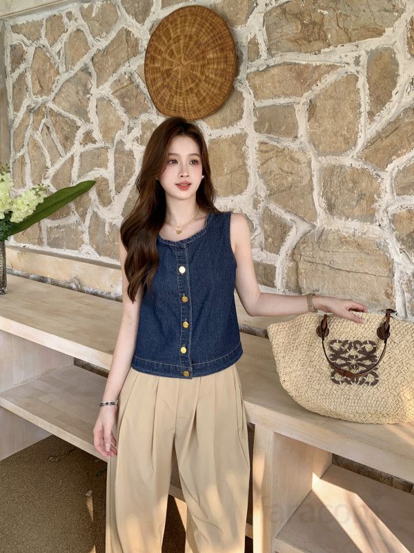 여성 데님 민소매 조끼 라운드넥 버튼 크롭탑 워싱 빈티지 루즈핏 여름 캐주얼 데일리룩 11249 - 상세 이미지 3
