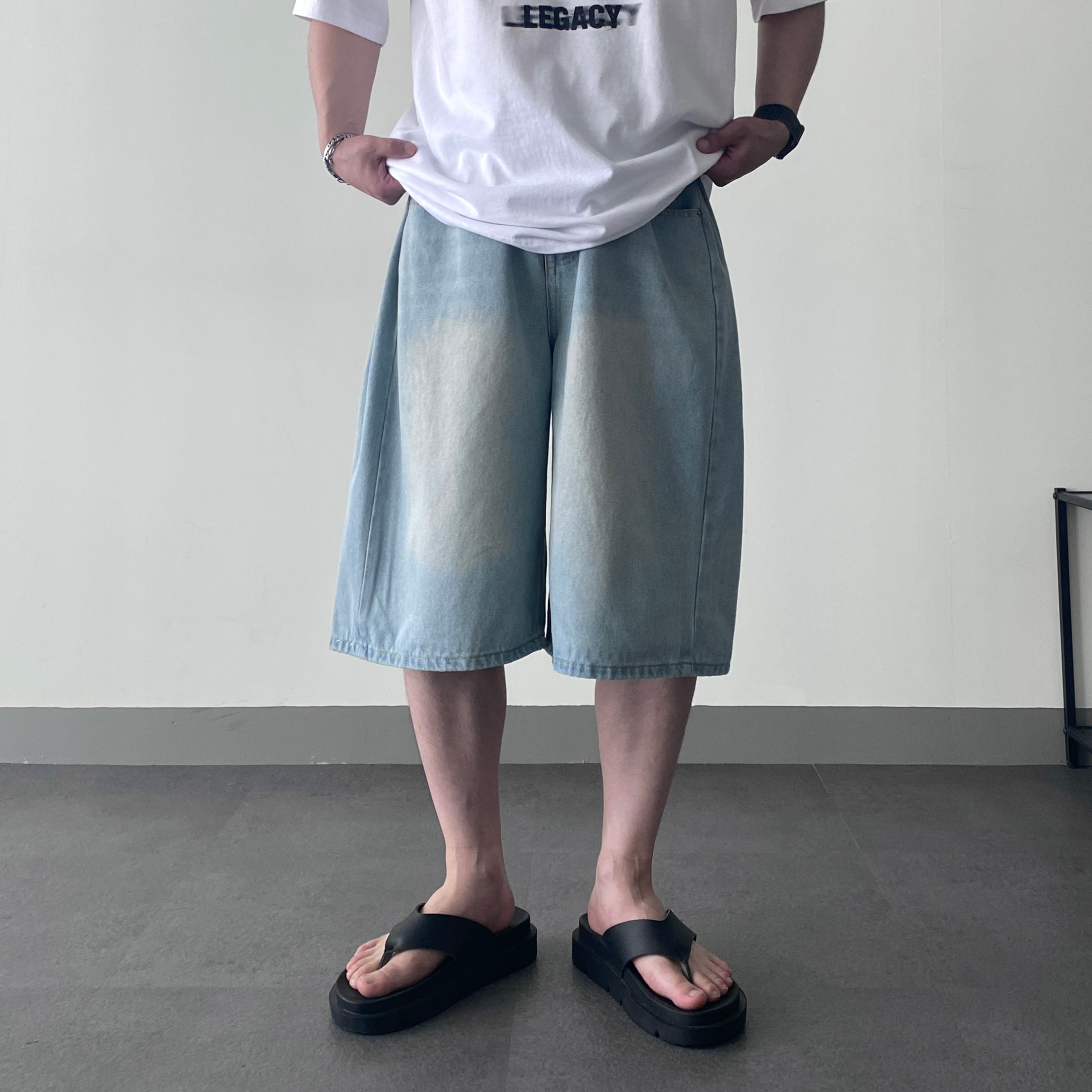 남자청반바지 데님 와이드 버뮤다청반바지 - 상세 이미지 2