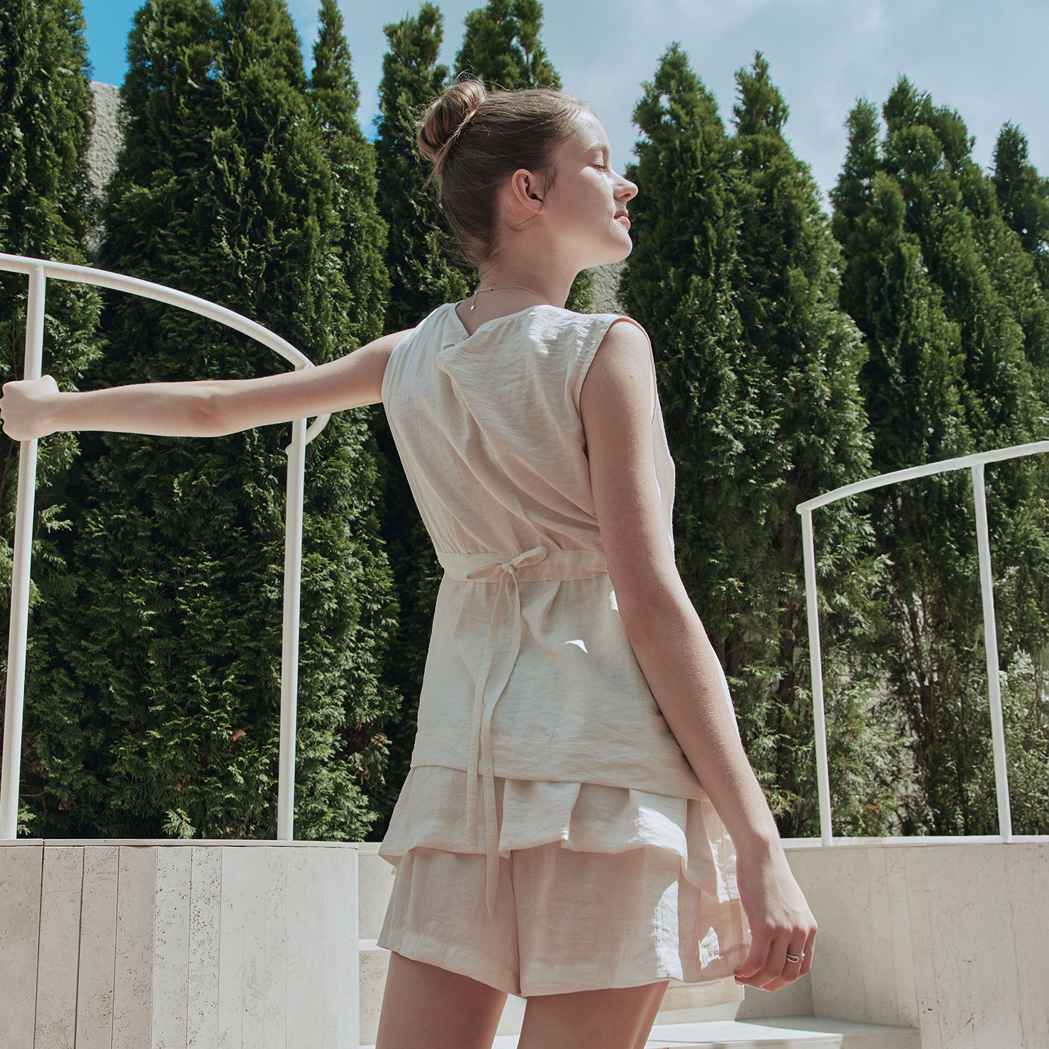 [제로스트릿] 리본 포인트 슬리브리스 RIBBON POINT SLEEVELESS / IVORY - 상세 이미지 3