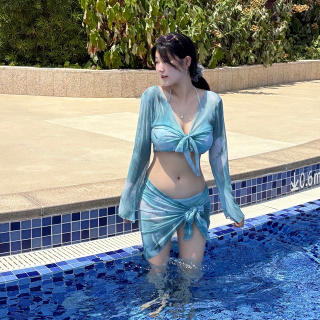 휴양지 크롭 커버업 비키니 체형커버 4피스 수영복