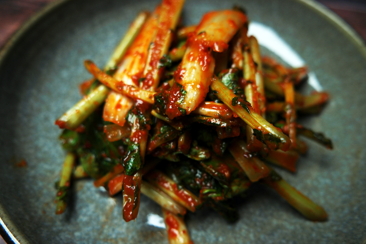핵폭탄 열무얼갈이김치 매운 실비 오리지널 2kg, 1개 이미지 2