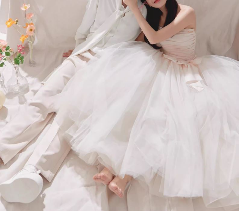내추럴 웨딩촬영 원피스 러블리 플레어 튤드레스 스튜디오 테마 사진 리마인드스냅 드레스 - 상세 이미지 5