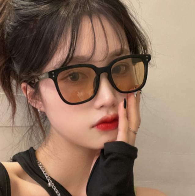 블랙틴트선글라스 학생패션안경 학생용썬글라스 - 메인 이미지