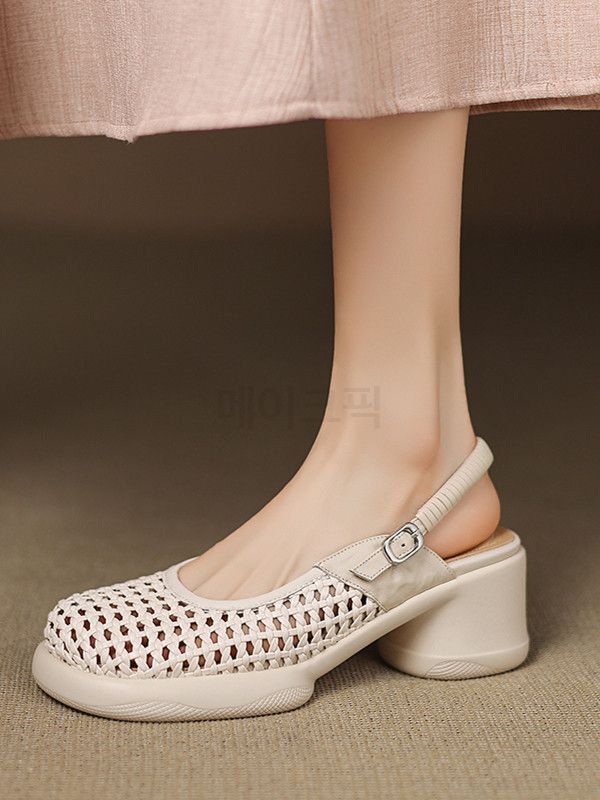 여성 여름 샌들 홀로우 펀칭 소프트 라운드 플랫폼 키높이 두꺼운 굽 편안한 착용감 데일리 나들이용 멋스러운 스타일 - 상세 이미지 4