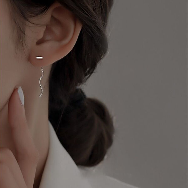 웨이브 라인 실버 드롭 귀걸이 N248 - 상세 이미지 2