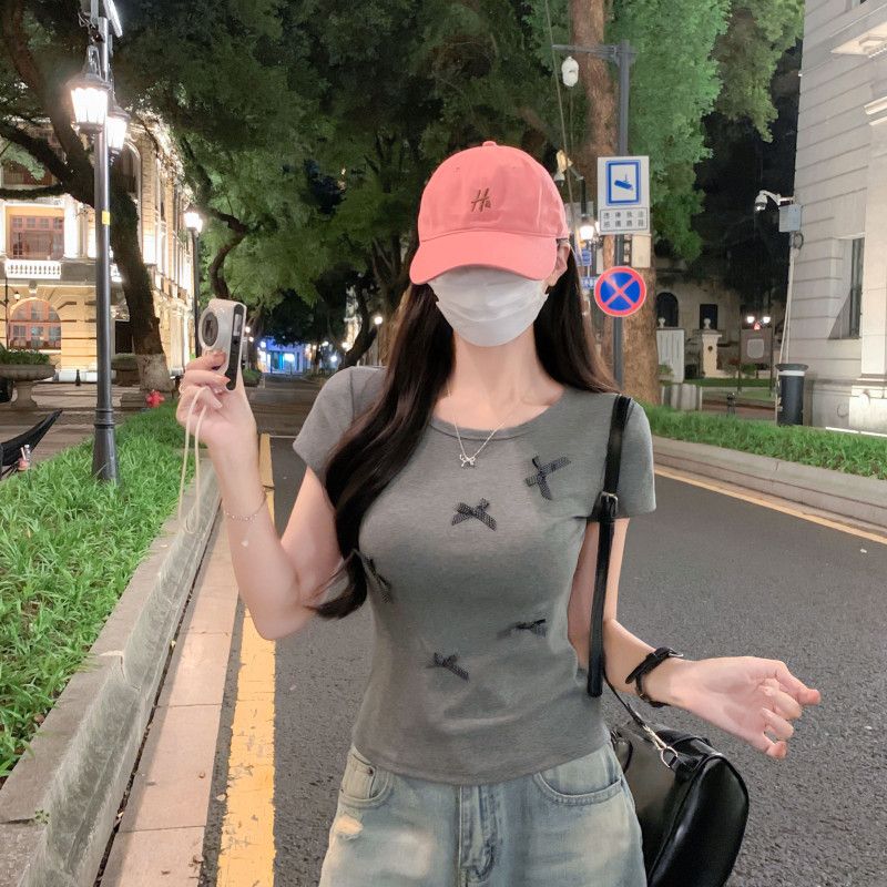 여자 여름 라운드넥 입체 리본 반팔 티셔츠 슬림핏 크롭 면스판 Y2K 데일리 캐주얼룩 D01312 - 상세 이미지 5