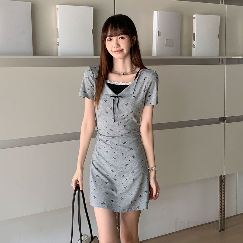 여성 여름 페이크 레이어드 스퀘어넥 반팔 슬림핏 리본 나비 패턴 A라인 미니 원피스 체형커버 데일리룩 BQ02135 - 상품 이미지