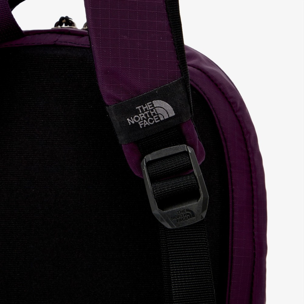 노스페이스 등산배낭 하이킹 트레킹 경량 보레알리스 미니백팩 NM2DQ26D