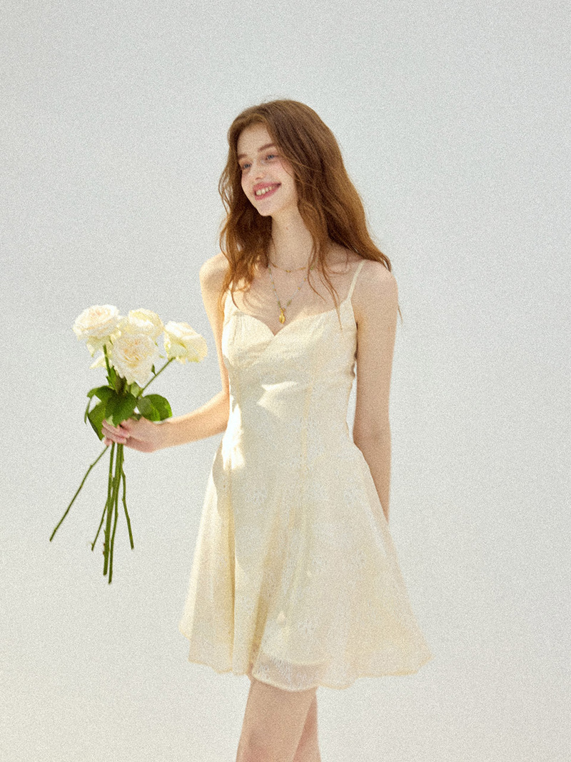 [신스덴] 시크릿 펀칭 미니원피스 - 상세 이미지 2