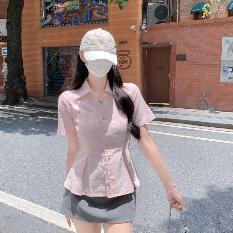 여자 여름 폴로카라 반팔 페플럼 블라우스 레이스 핀턱 슬림핏 데일리 오피스룩 D07490 - 상세 이미지 2