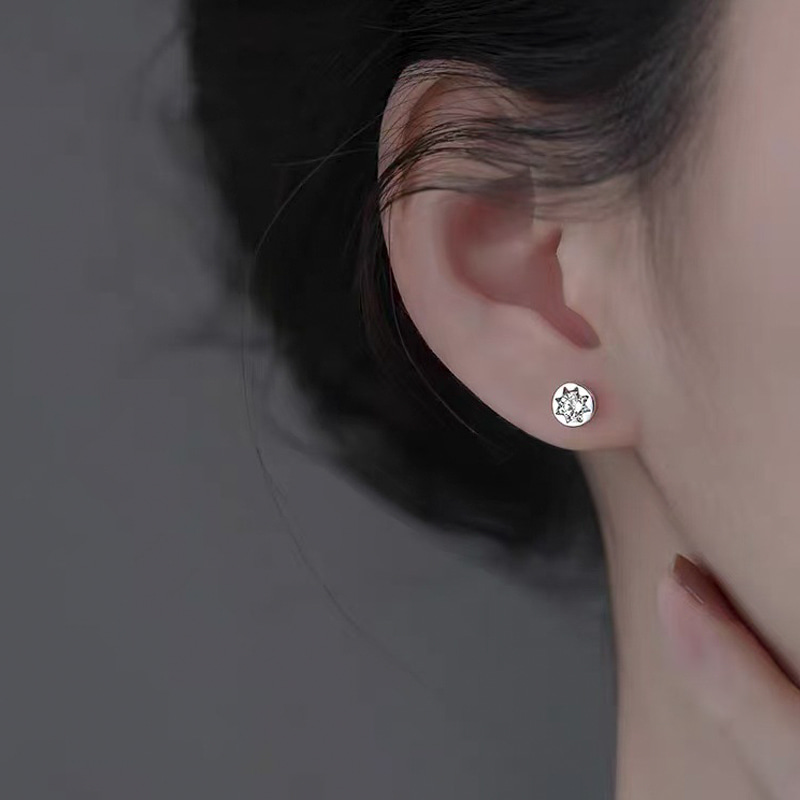 큐빅 썬플라워 실버 귀걸이 N302 - 상세 이미지 2