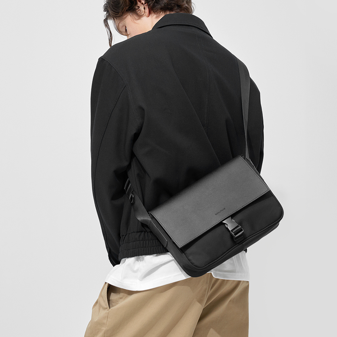 퀄팩 커렌트 메신저백 341 / 남자 크로스백 슬링백 미니