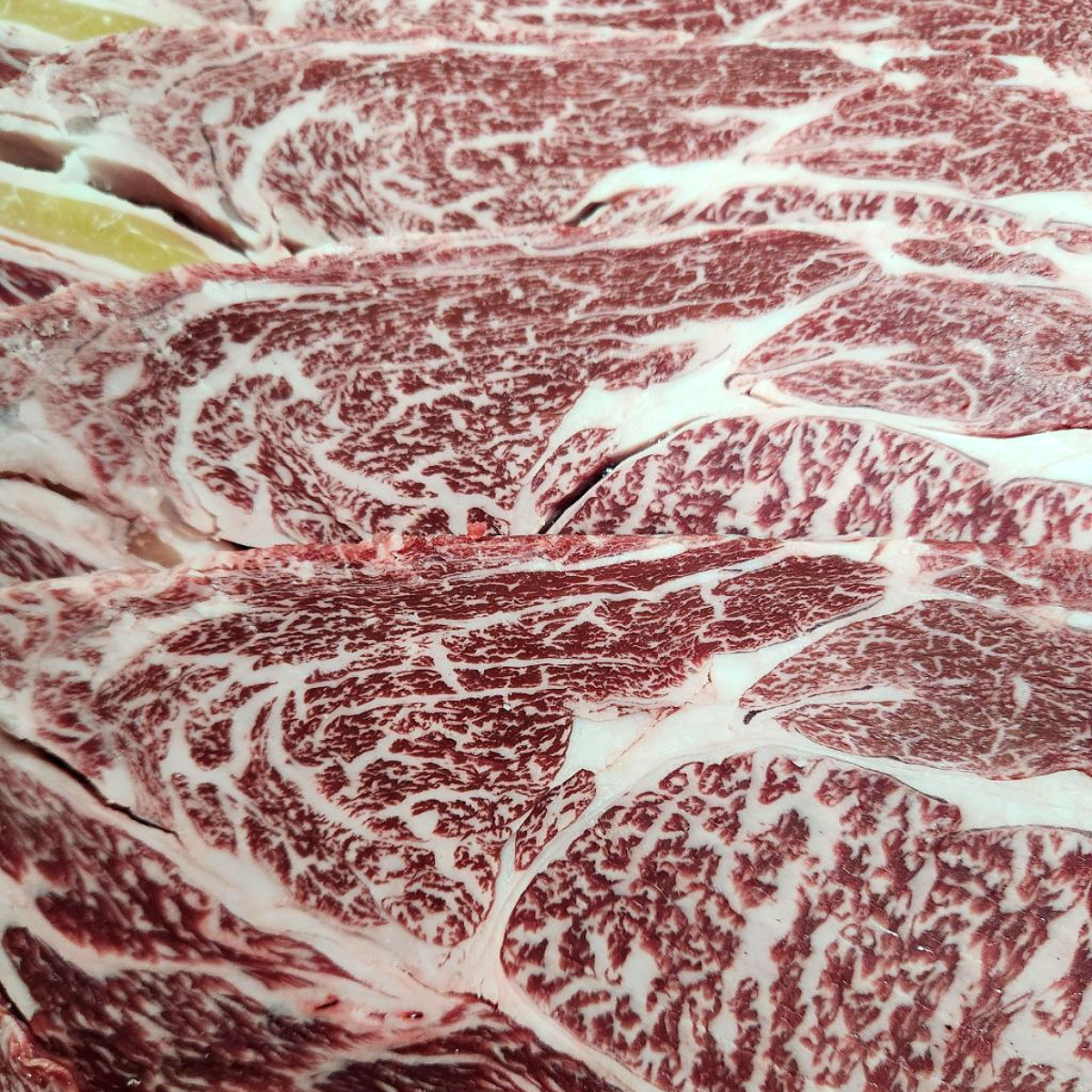 한우 1++ 꽃등심 300g 구이용 스테이크 소고기 정육