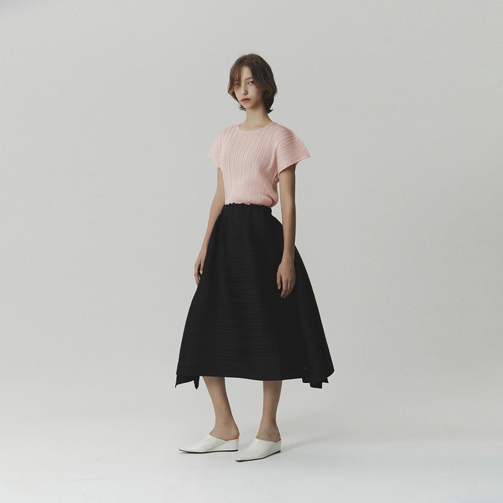 몽플리쎄 여성 가로 주름 플리츠 밴딩 롱 스커트 (2colors) 주름옷 주름치마 플리츠치마 - 메인 이미지