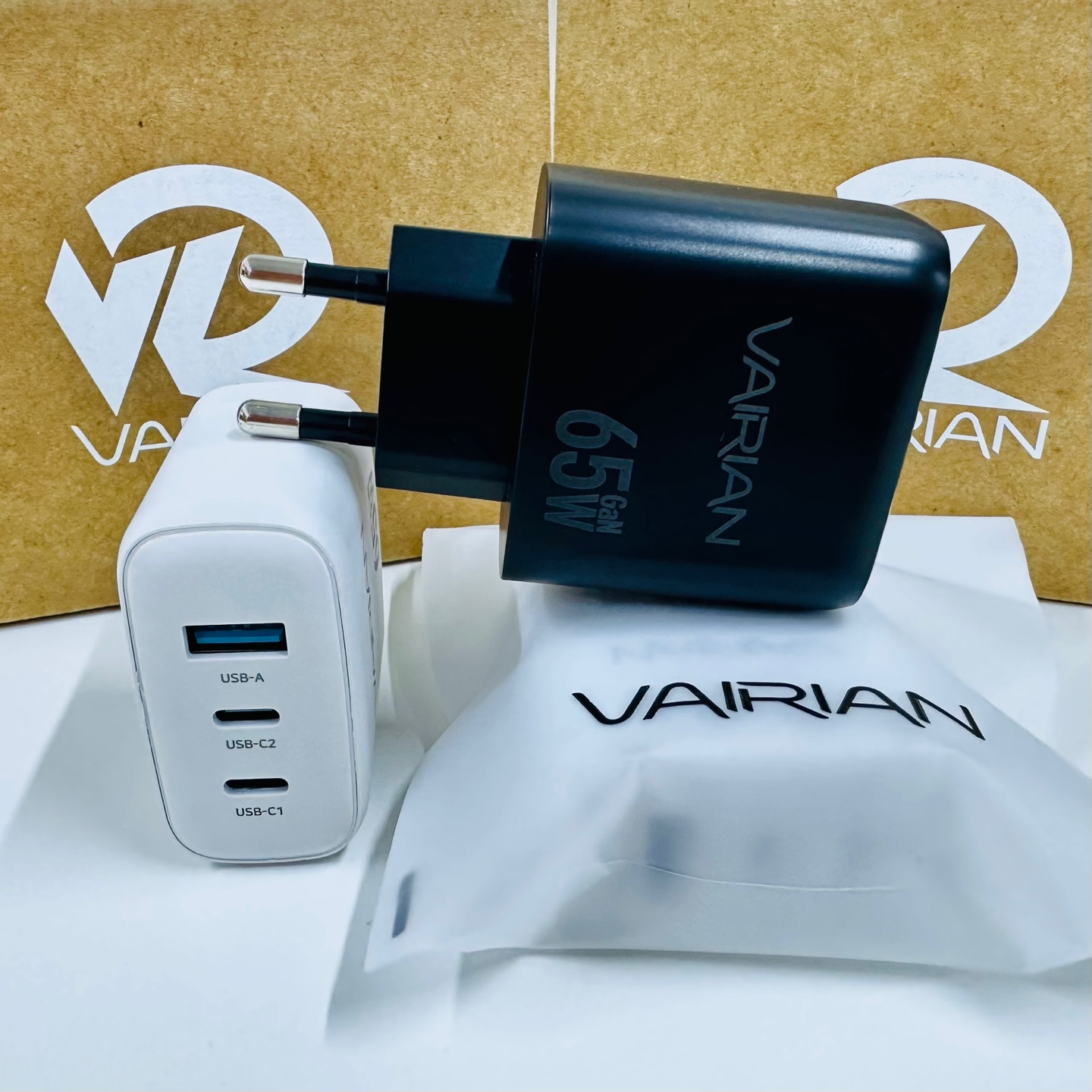 바이리안 초고속 충전기 GaN 65W PD PPS 3포트 멀티 고속충전 어댑터