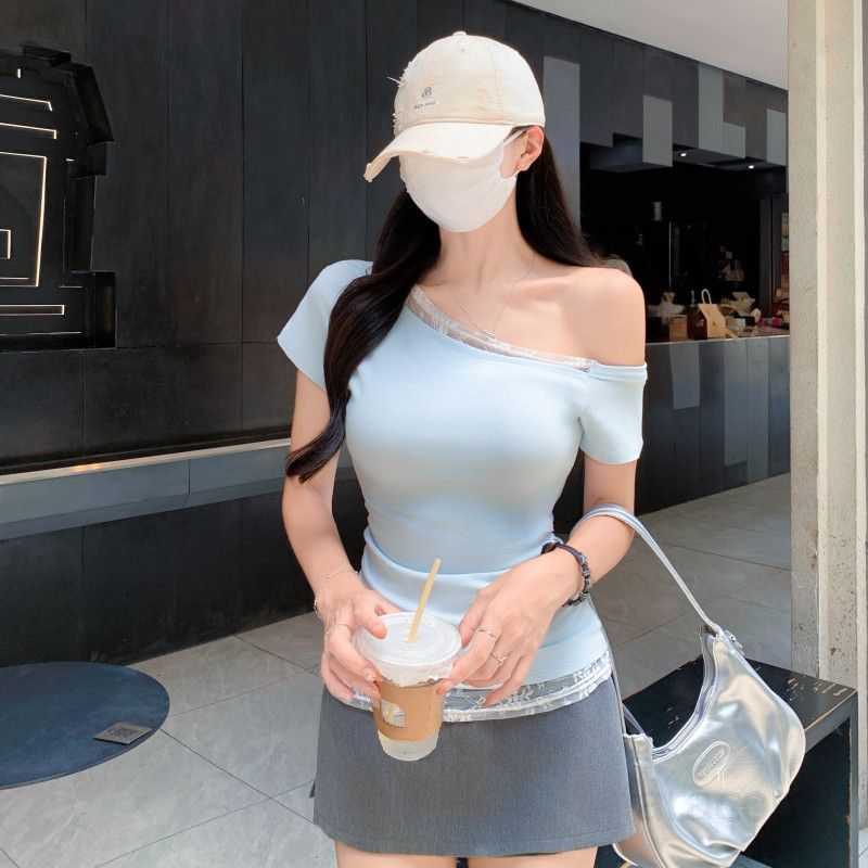 여자 여름 Y2K 오프숄더 원숄더 언발 레이스 반팔 티셔츠 슬림핏 쫀쫀한 페미닌 데일리 파티룩 DJ03153 - 상품 이미지