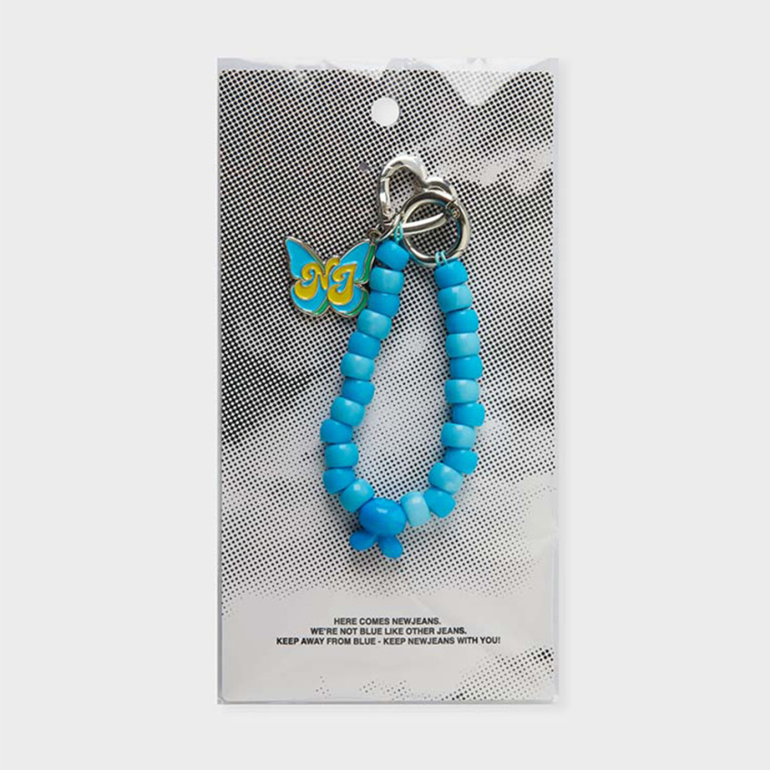 NewJeans Get Up Keyring — Red
