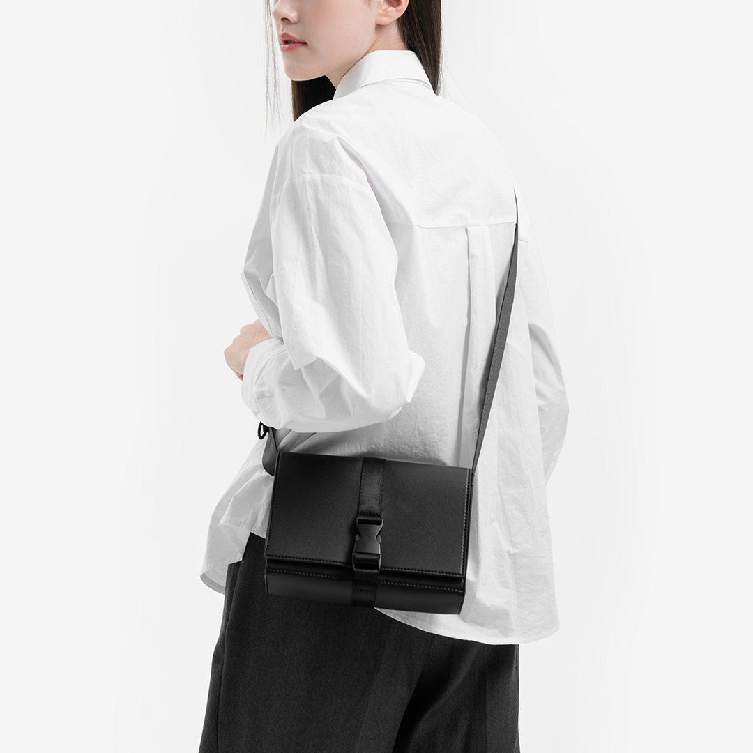 퀄팩 커렌트 미니 크로스백 361 / 미니백