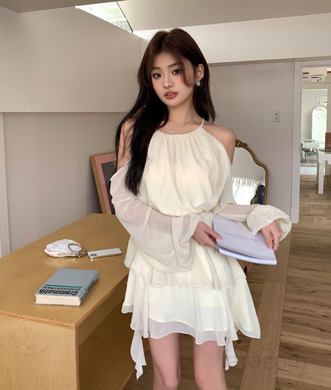 여자 러블리 홀터넥 오프숄더 투피스 세트 쉬폰 티어드 러플 미니 스커트 블라우스 봄 가을 드레스 8096 - 상세 이미지 2