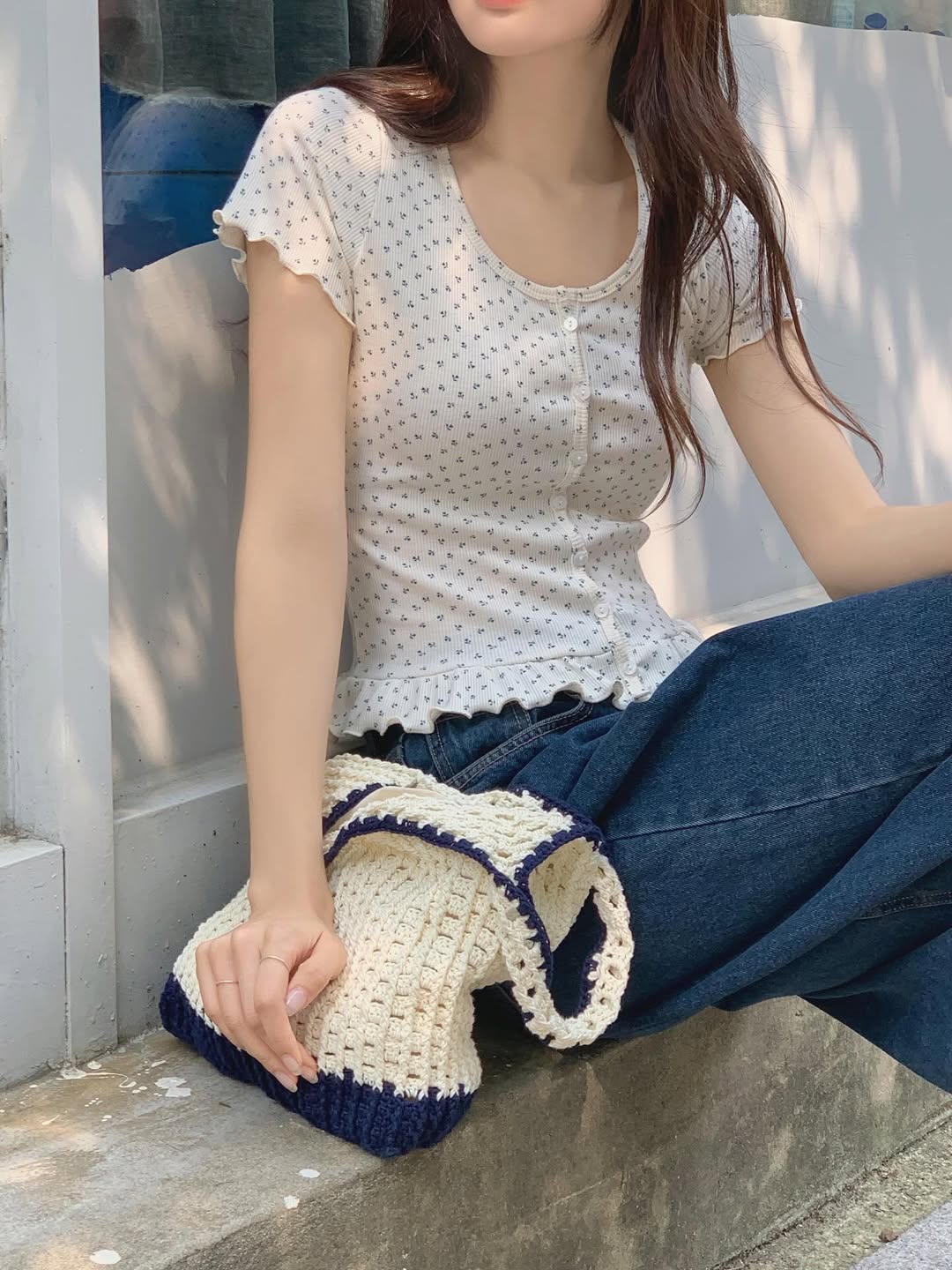 오버무드 프릴 플라워 골지 웨이브 라운드넥 슬림 골지 캡소매 반팔 가디건 2color