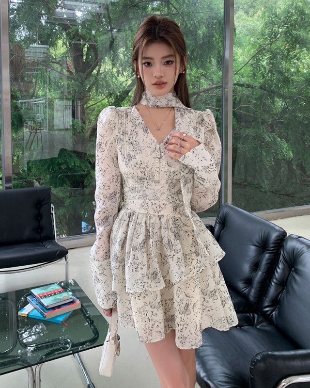 여자 플라워패턴 브이넥 퍼프 긴팔 언발 미니원피스 랩원피스 하이웨스트 하객룩 봄 가을 8283 - 상세 이미지 2