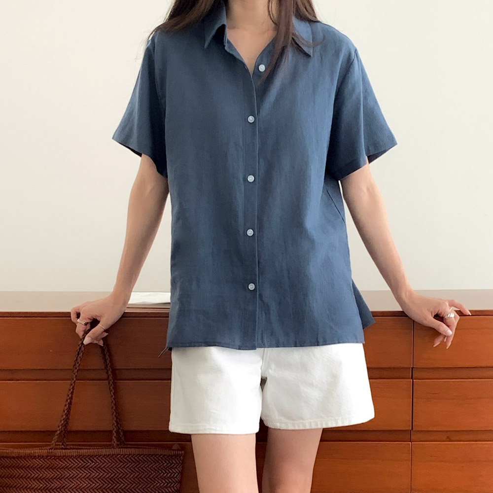 옆트임 린넨 셔츠 여성 여름 셔츠 블라우스 데일리룩 얇은 여름 남방 네이비 카키 브라운 - 상품 이미지