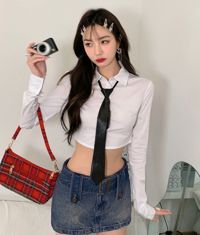 여자 봄 가을 Y2K 프레피룩 하이틴 슬림핏 긴팔 크롭 셔츠 단정한 카라 스쿨룩 베이직 블라우스 6926 - 상세 이미지 3