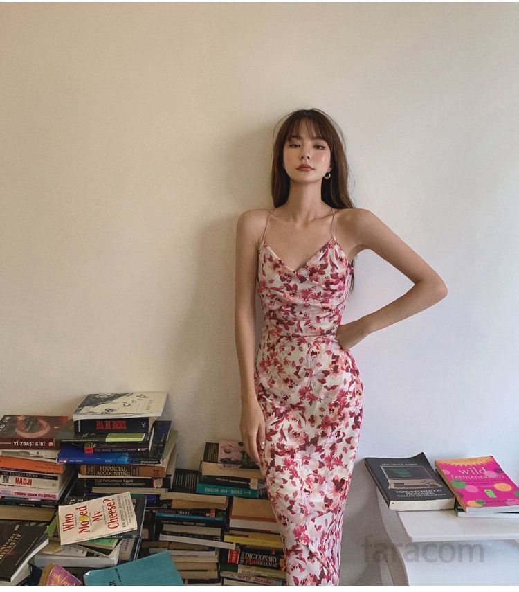 여자 봄 여름 로맨틱 플라워 나염 브이넥 엑스끈 백리스 롱 슬립 원피스 바캉스룩 쉬폰 휴양지룩 6642 - 상품 이미지