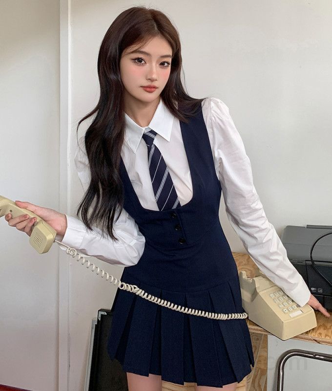 여자 봄 가을 프레피룩 스쿨룩 퍼프소매 카라 긴팔 크롭 셔츠 단정한 오피스룩 데일리 레이어드 블라우스 8095 - 상세 이미지 4