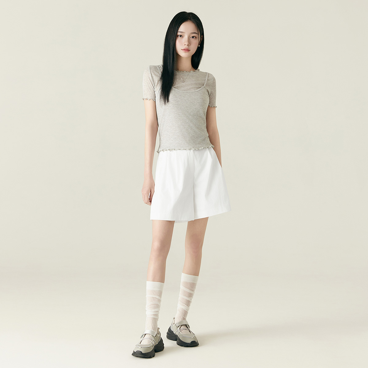 로엠 원턱 코튼 쇼츠 RMTWF38R11