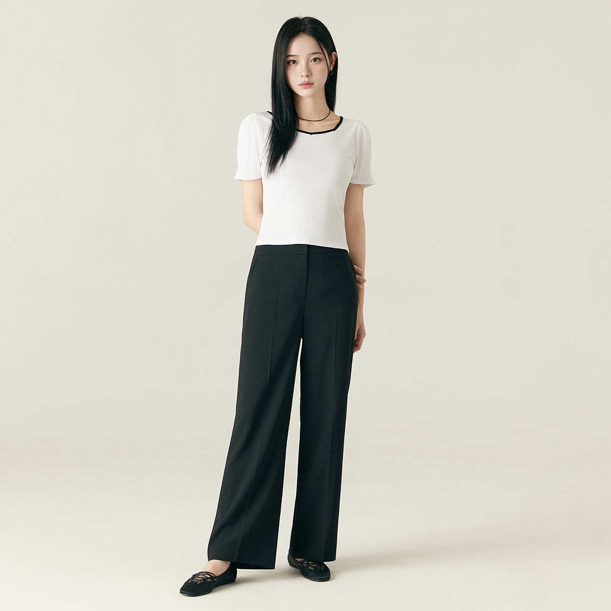 로엠 린넨라이크 세미와이드 슬랙스 RMTWF37R15 - 메인 이미지