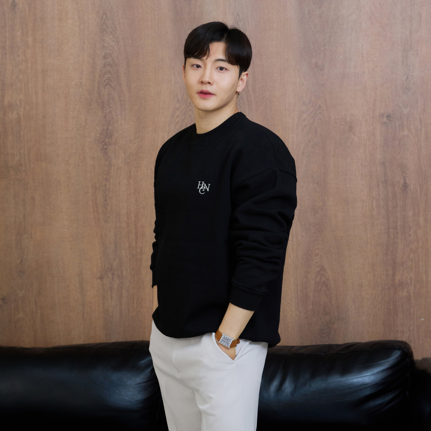 어깨넓어보이는 남자 오버핏 기모 자수 맨투맨 머슬핏 긴팔 이미지 2