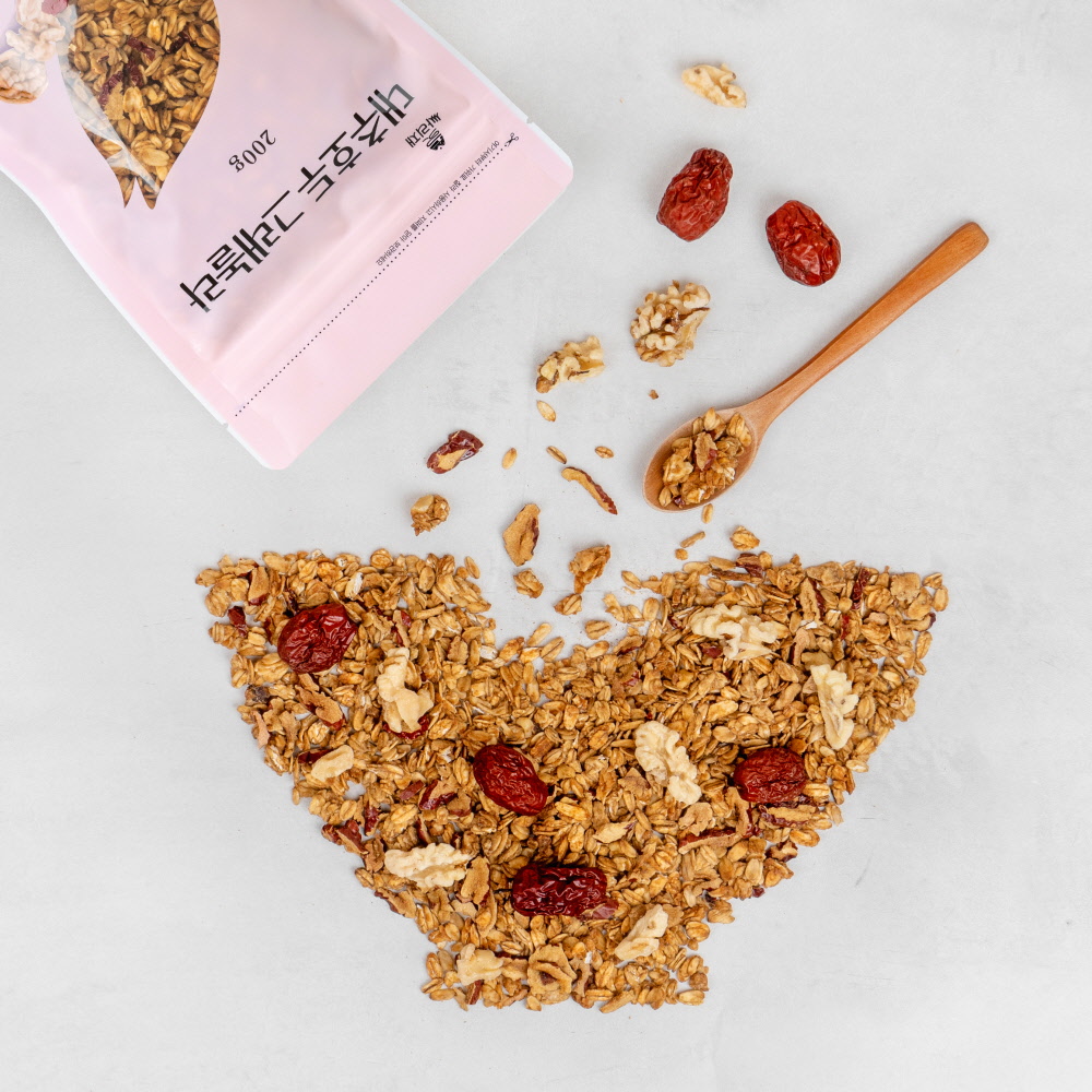 무설탕 통곡물 수제 그래놀라 [ 대추 호두 그레놀라 200g ] 국산 귀리 시리얼