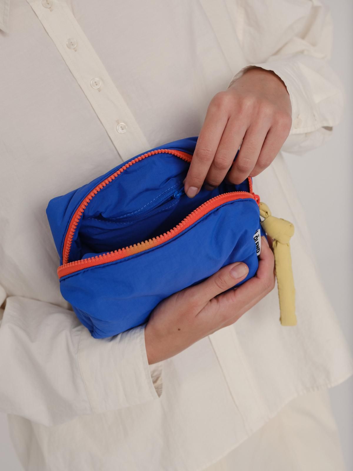 올랜드 멀티컬러 퍼프 오거나이저 파우치 53527090397519 COBALT BLUE - 상세 이미지 4