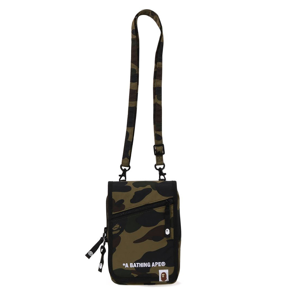 베이프 가방 1ST CAMO PHONE BAG 1L80-190-004 - 상세 이미지 2