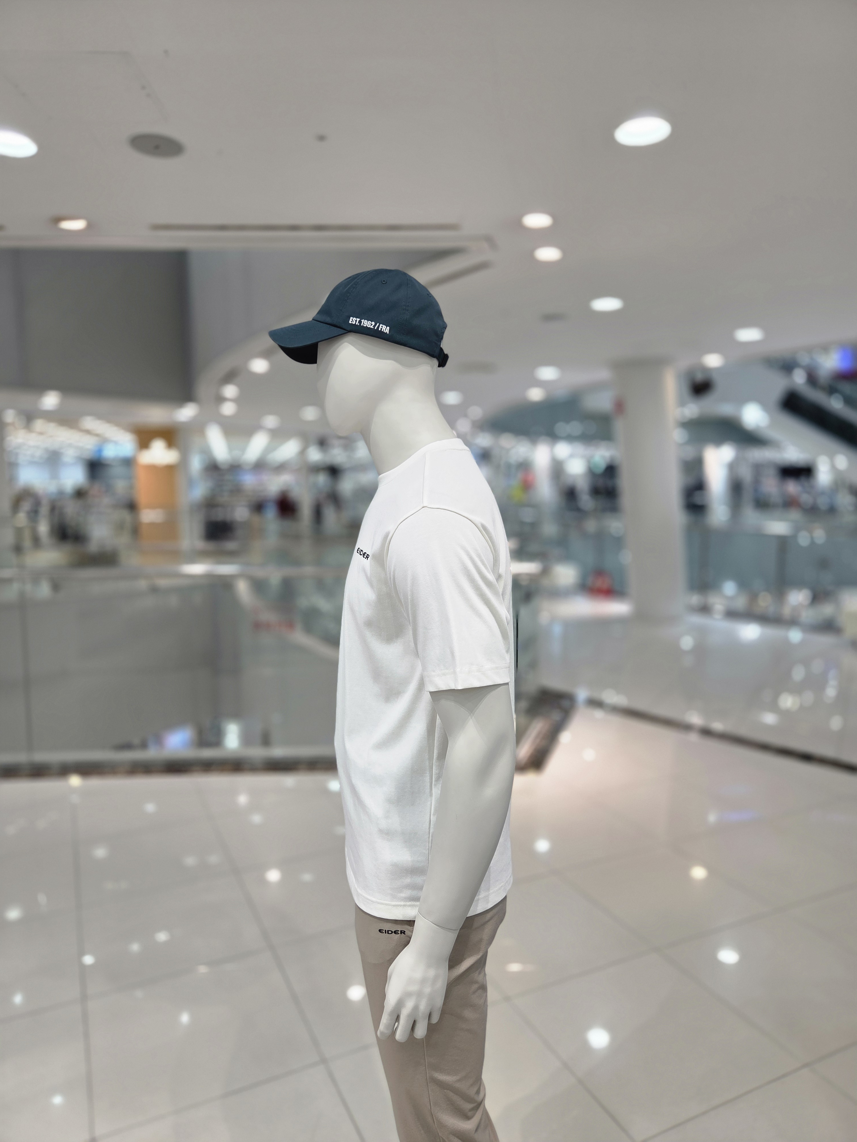 아이더 베이스 UNI 반팔 라운드 티셔츠 남녀공용 기능성 데일리 기본 반팔티 UU24250 - 상세 이미지 4