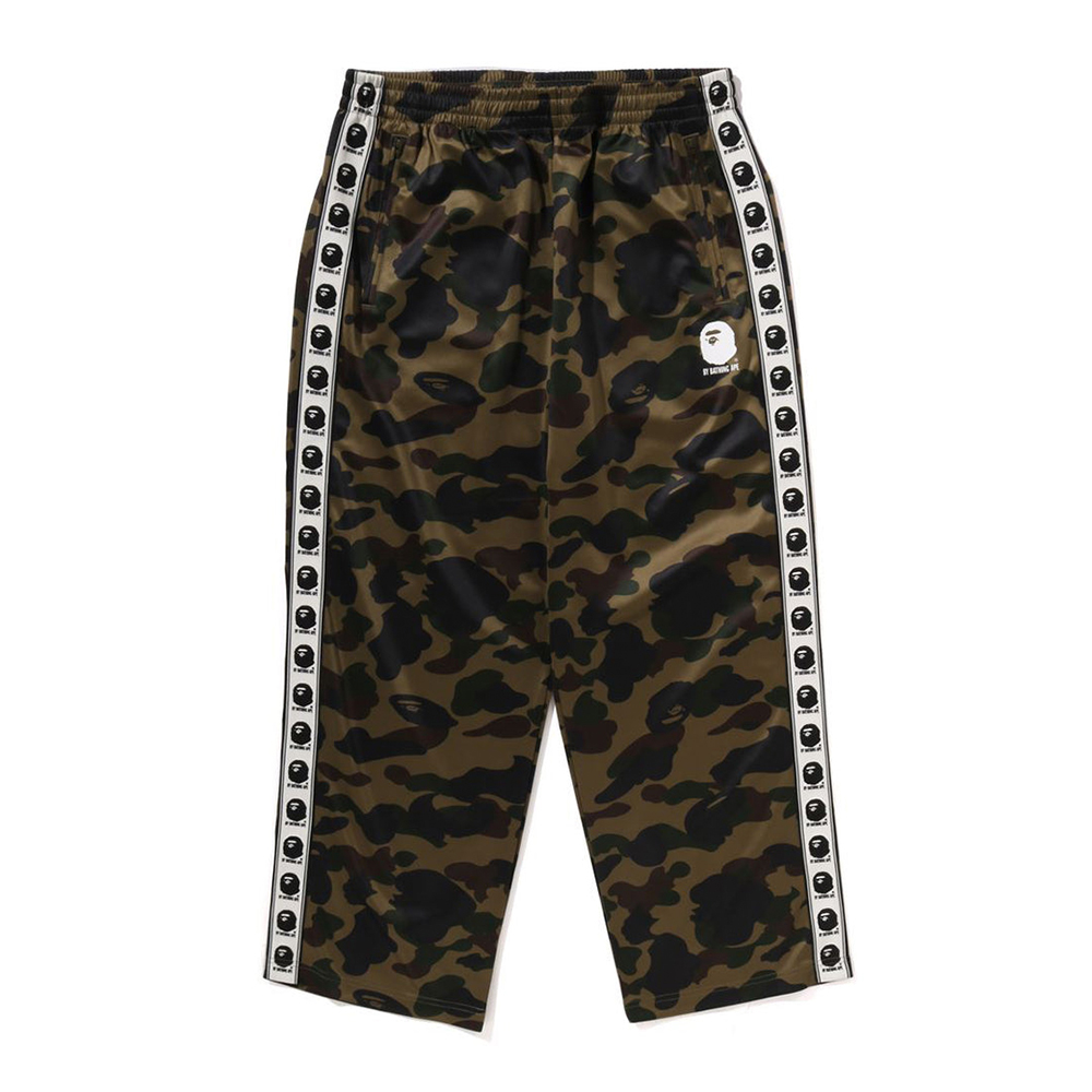베이프 바지 1ST CAMO LOOSE FIT TRACK PANTS 1L80-152-009 - 상품 이미지