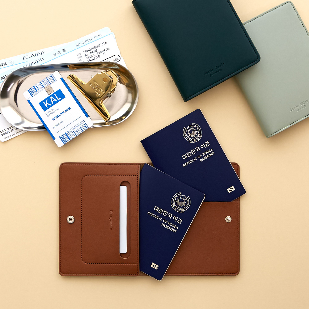 여권케이스 각인 여권 3개수납 여행 지갑 커버 RFID차단 안티스키밍 해킹방지