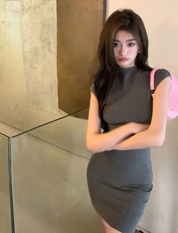 여성 반목 모크넥 민소매 H라인 미니 원피스 슬림핏 바디콘 코튼 스판 봄 여름 데일리룩 8187 - 상세 이미지 4