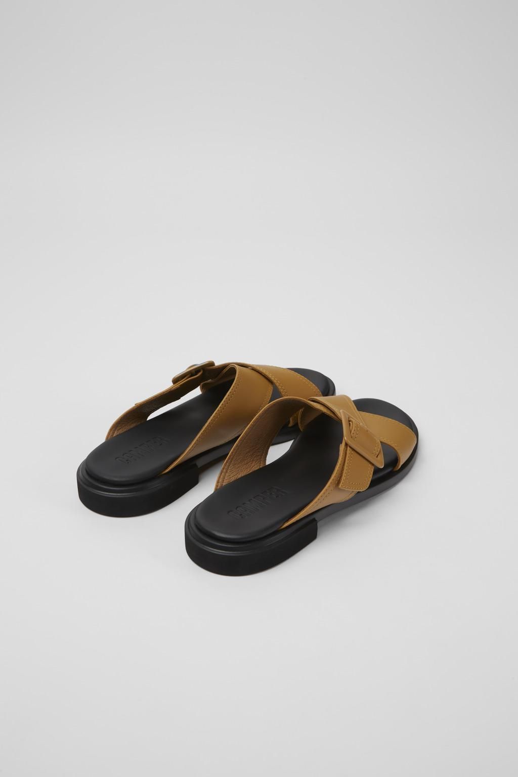 캠퍼 브라운 레더 스트랩 샌들 Edy K201384-001 BROWN - 상세 이미지 3