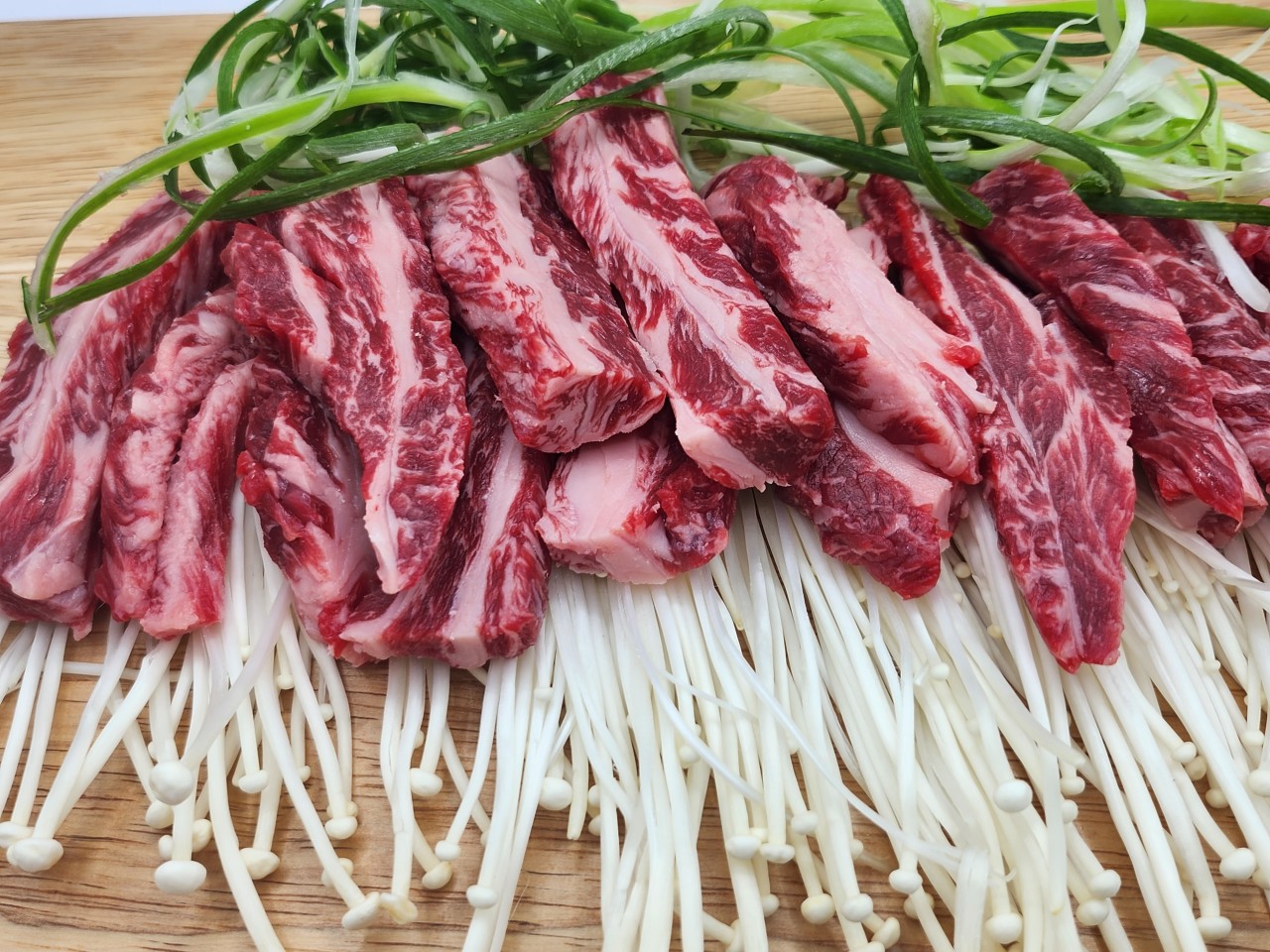 투뿔 한우 프리미엄 갈비살 200g/부드러운 육질/ 신선한 국내산 - 상세 이미지 5