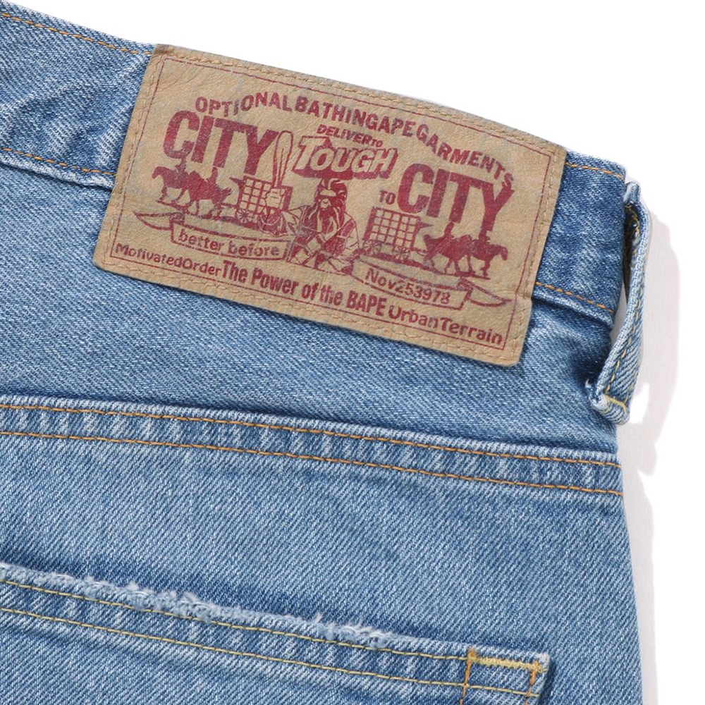 베이프 바지 SHARK LOOSE FIT 13 OZ DENIM PANTS 1L80-150-006 - 상세 이미지 3