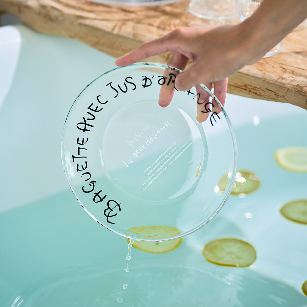 라세라미끄 클레어 레터링 유리 글라스 디저트 앞 접시 브런치 그릇 18cm
